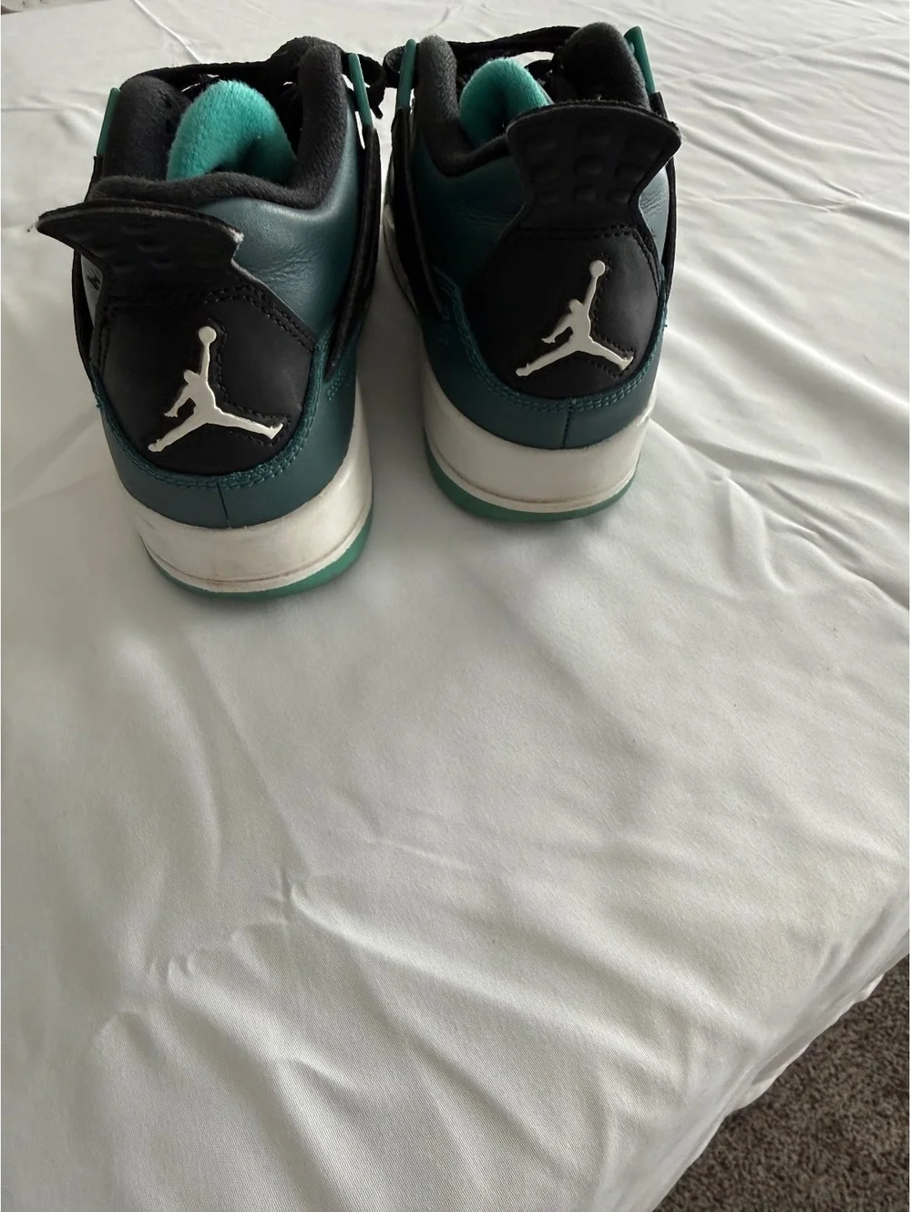 Air Jordan 4 Retro Boys' Sneakers Size 4.5Y Teal Black